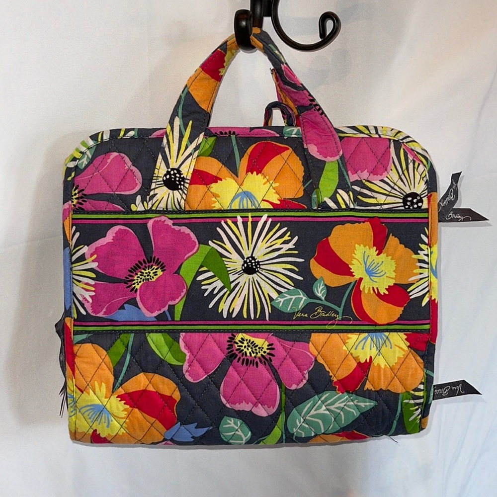 Vera Bradley hanging, travel makeup bag